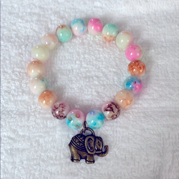 handmade Jewelry - Elephant charm bracelet